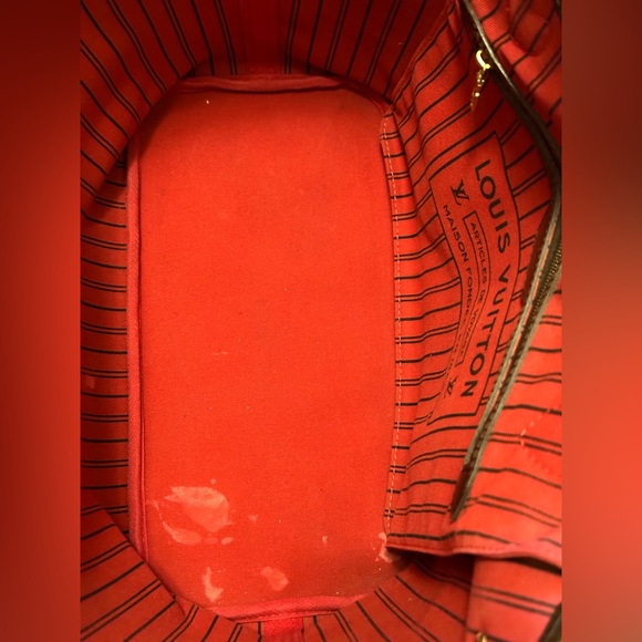 Authentic Louis Vuitton Neverfull Damier MM - Picture 13 of 16